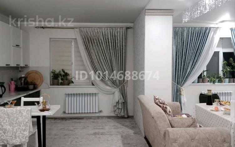 2-комнатная квартира · 73 м² · 1/5 этаж, 29а мкр 143 за 155 000 ₸ в Актау — фото 2