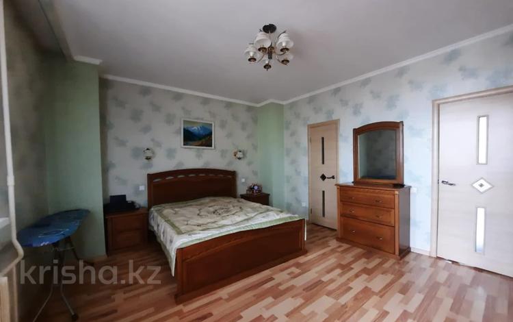 4-бөлмелі пәтер, 133 м², 11/12 қабат, Кошкарбаева 40, бағасы: ~ 35 млн 〒 в Астане, Алматы р-н — фото 10