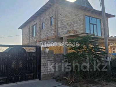 Жеке үй · 8 бөлме · 300 м² · 8 сот., мкр Самал-3, Алтынкорган 102 — улица изенды улица шубаркол, бағасы: 55 млн ₸ в Шымкенте, Абайский р-н