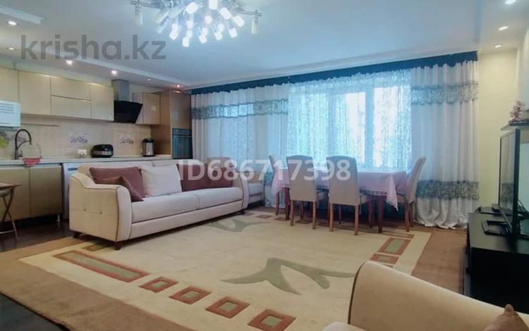 3-комнатная квартира, 64 м², 3/9 этаж, Астана 7/2 за 29.5 млн 〒 в Павлодаре — фото 2