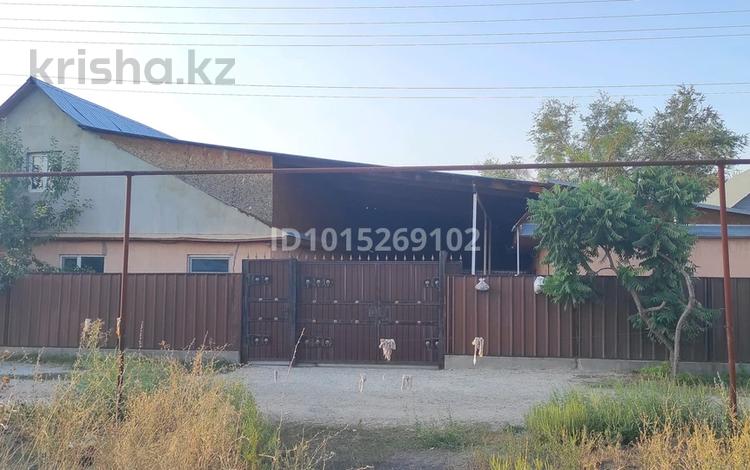 Отдельный дом · 7 комнат · 160 м² · 6 сот., Бахши 17 — Спорткомплекс за 25 млн ₸ в Байтереке (Новоалексеевке) — фото 2