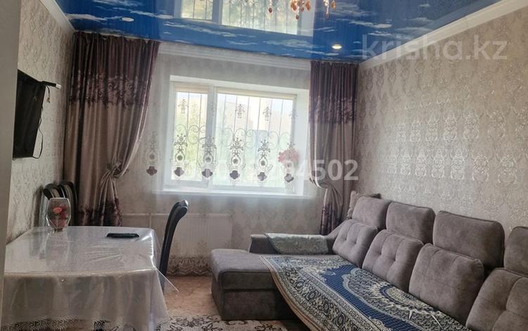 2-комнатная квартира · 65 м² · 2/5 этаж, Ул.Ленина 33 — 4 мкр.АЦБ.тд.СуперМаркет. за 19.9 млн ₸ в Аксу — фото 2