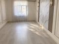 3-комнатная квартира · 70 м², Аль-фараби 7А за 10 млн ₸ в Шардара — фото 3