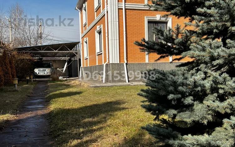 Отдельный дом · 7 комнат · 368 м² · 10 сот., Медео 21 за 85 млн ₸ в Каскелене — фото 5