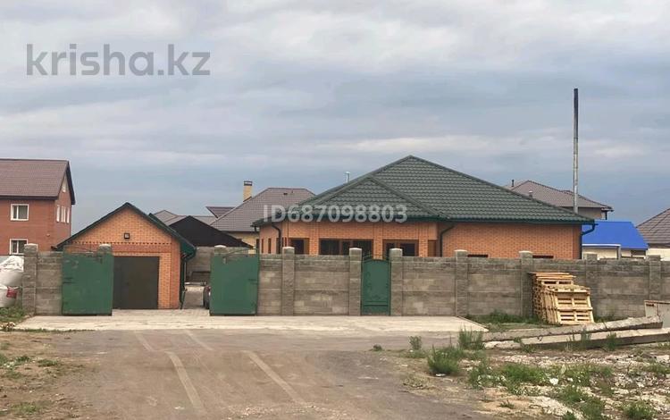 Отдельный дом · 5 комнат · 167 м² · 10 сот., мкр Кунгей , Турекулова за 150 млн ₸ в Караганде, Казыбек би р-н — фото 2
