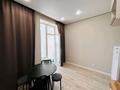 1-комнатная квартира · 43 м² · 8/9 этаж, Шамши Калдаяков 14 за 250 000 ₸ в Астане, Сарайшык р-н — фото 9