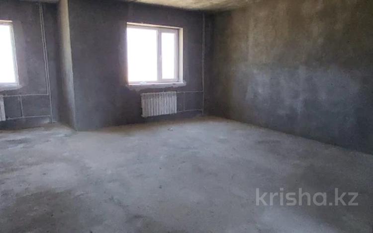 3-бөлмелі пәтер, 90 м², 5/6 қабат, 39-й мкр 4, бағасы: 15.8 млн 〒 в Актау, 39-й мкр — фото 2