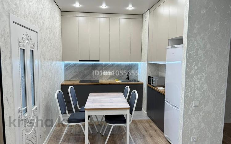 2-бөлмелі пәтер · 60 м² · 7/9 қабат, Алатауская трасса, бағасы: 15 000 ₸ в Алматы, Медеуский р-н — фото 2
