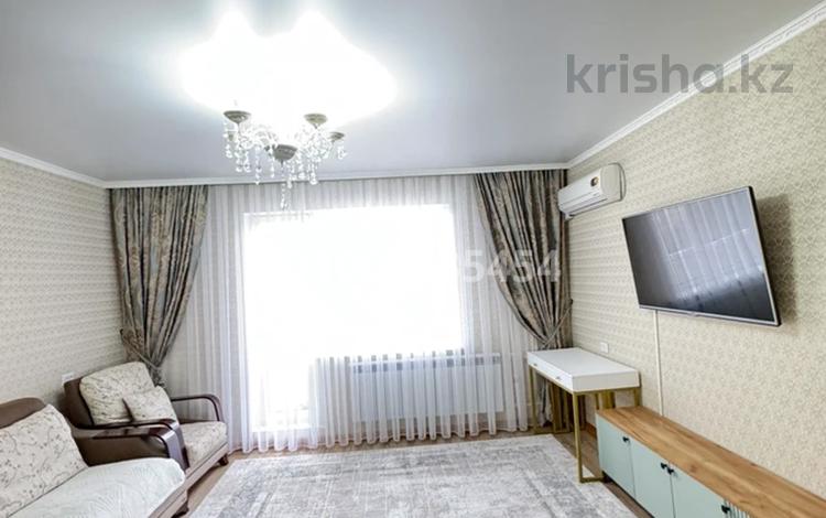 3-комнатная квартира · 64.3 м² · 3/7 этаж, Майкудук, Мкр Голубые пруды 10 за 29.9 млн ₸ в Караганде, Алихана Бокейханова р-н — фото 2