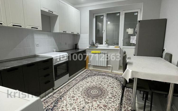 2-комнатная квартира · 70 м² · 3/7 этаж, мкр. Алтын орда 201В за 180 000 ₸ в Актобе — фото 2