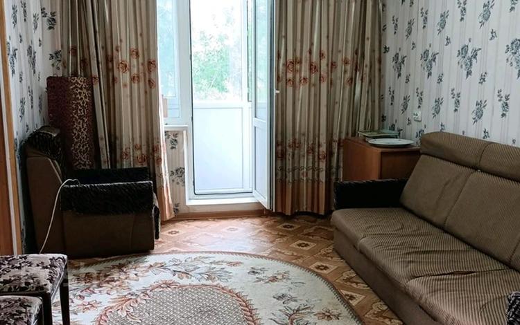 3-комнатная квартира · 48 м² · 2/5 этаж, мкр 5, Есет-батыра за 14 млн ₸ в Актобе — фото 2