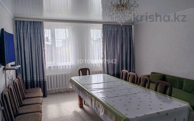 Жеке үй · 4 бөлме · 106 м² · 10 жүзд., Жетес би 17, бағасы: 40 млн ₸ в Актобе, жилой массив Юго-Запад-1 — фото 2