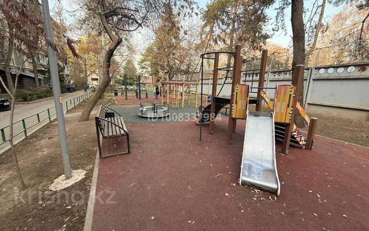 1-комнатная квартира · 36 м² · 5/5 этаж, мкр Самал-3 248 за 39.5 млн ₸ в Алматы, Медеуский р-н — фото 2