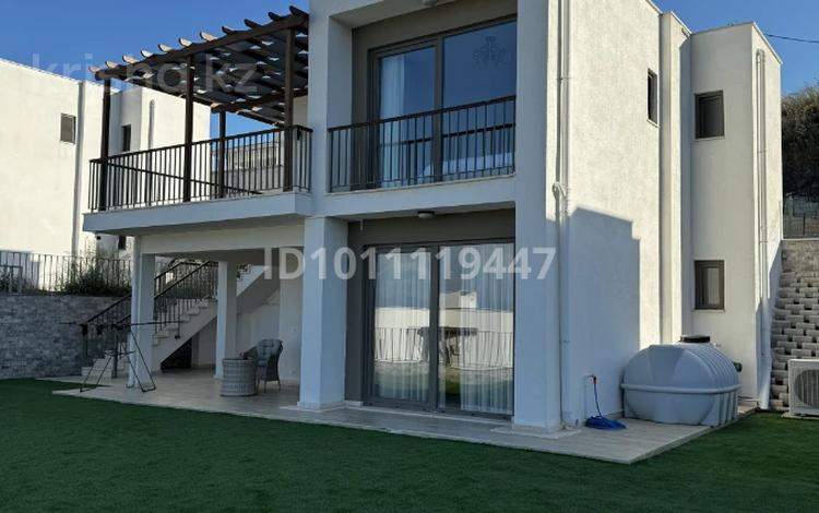 Отдельный дом · 4 комнаты · 180 м² · 3 сот., Bogazici area за 210 млн 〒 в Бодруме — фото 2