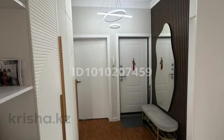 4-бөлмелі пәтер · 80 м² · 2/5 қабат, 101 — Садик “ әдемі”, бағасы: 38 млн ₸ в Боралдае (Бурундай), мкр Водник-3 — фото 2