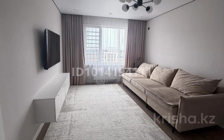 3-комнатная квартира · 80 м² · 9/17 этаж, Хусейн бен Тала 41/1 за 400 000 ₸ в Астане, Есильский р-н — фото 2