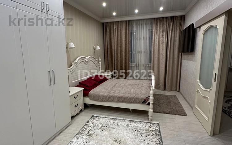 2-комнатная квартира · 55 м² · 11/16 этаж, Навои 208/1 — Торайгырова за 350 000 ₸ в Алматы, Бостандыкский р-н — фото 8