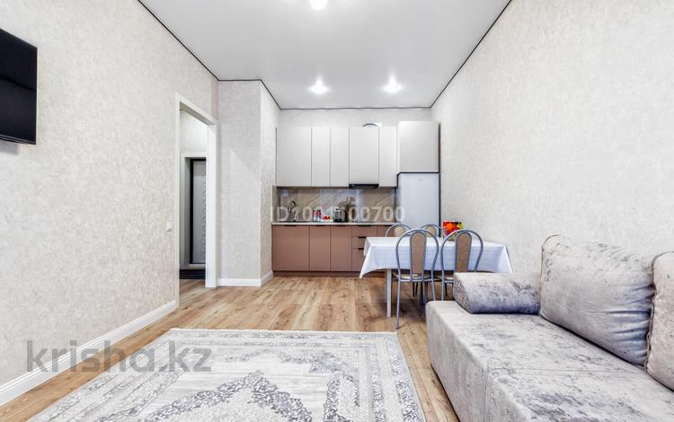 2-комнатная квартира · 40 м² · 8/12 этаж, Туран 34а за 300 000 ₸ в Астане, Нура р-н — фото 2