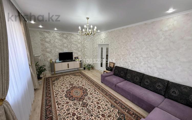 3-комнатная квартира · 120 м² · 3/9 этаж, мкр. Алтын орда — Теннисный корт за 57 млн ₸ в Актобе — фото 2