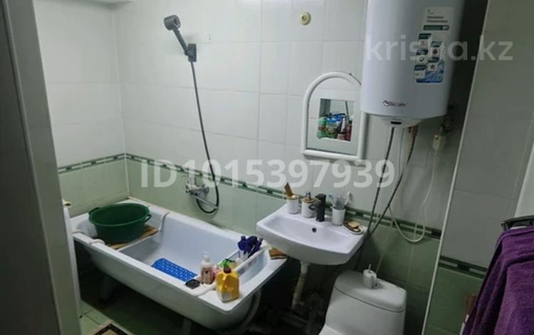 3 комнаты · 64 м² · 5/9 этаж, Майкудук, Майкудук, 11а микрорайон за 60 000 ₸ в Караганде, Алихана Бокейханова р-н — фото 2