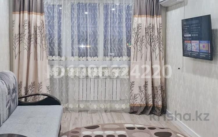 3-комнатная квартира · 51.5 м² · 5/5 этаж, Ауэзова 63 — Сауран за 200 000 〒 в Атырау, мкр Жилгородок — фото 2