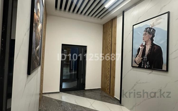 2-комнатная квартира · 40 м² · 14/15 этаж, Толе би 14 за 300 000 ₸ в Астане, Нура р-н — фото 2