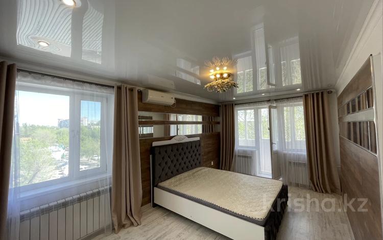 2-бөлмелі пәтер · 43.3 м² · 4/5 қабат, Просп. Нуркена Абдирова, бағасы: 20.5 млн ₸ в Караганде, Казыбек би р-н — фото 5