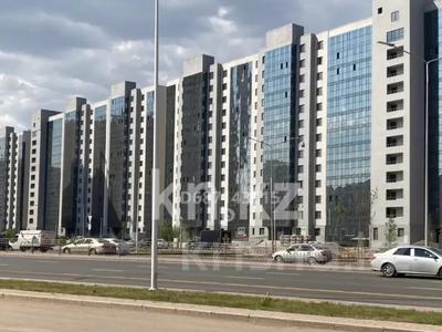 2-комнатная квартира, 68.22 м², 11/13 этаж, Максут Нарикбаев 6 за 33 млн 〒 в Астане, Нура р-н