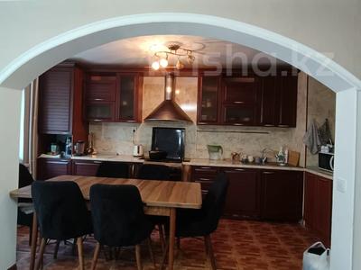 3-комнатная квартира · 85.4 м² · 2/5 этаж, Старый город, Алтынсарина за 23.5 млн 〒 в Актобе