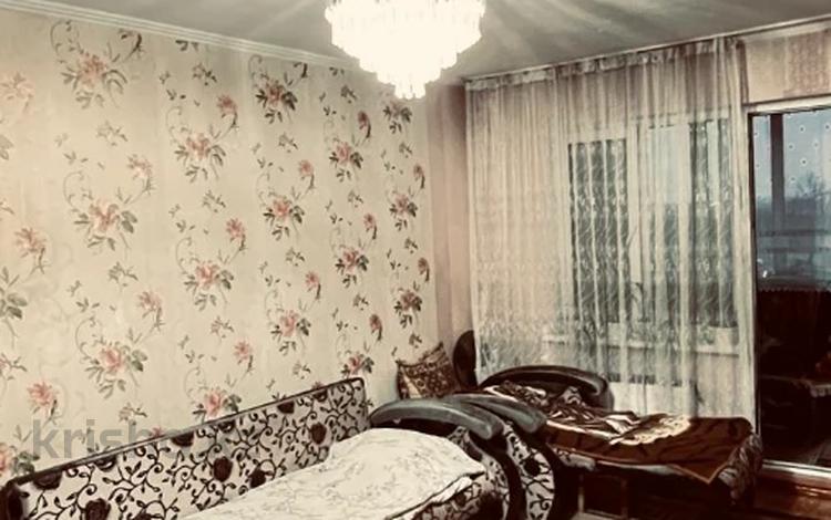 1-комнатная квартира · 40 м² · 3/6 этаж, мкр Кокжиек за 19.2 млн ₸ в Алматы, Жетысуский р-н — фото 3