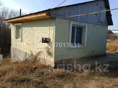 Отдельный дом · 2 комнаты · 35 м², Аксенгер дача Огонёк 216 — Не доезжая нового моста за 60 000 〒 в 