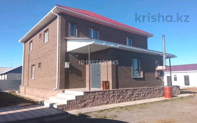 Отдельный дом · 5 комнат · 260 м² · 10 сот., Бигельдинов 39 — 5-көше за 35 млн 〒 в Воздвиженке — фото 2