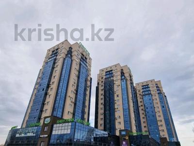 1-комнатная квартира · 43 м², Комиссарова 45А — За цирком за ~ 32.7 млн 〒 в Караганде, Казыбек би р-н