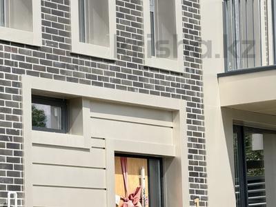 Отдельный дом · 5 комнат · 215 м² · 3 сот., 3-й переулок 46 — Regis Hills за 249.6 млн 〒 в Алматы, Бостандыкский р-н