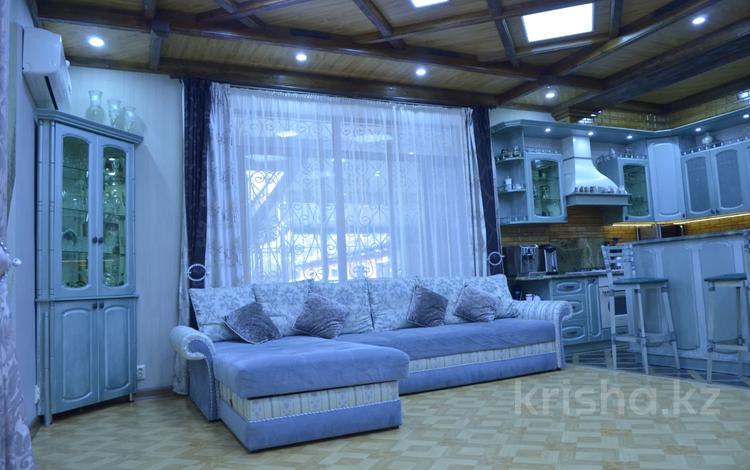 Отдельный дом · 7 комнат · 380 м² · 8 сот., Ислама Каримова 54 за 316 млн ₸ в Алматы, Алмалинский р-н — фото 10