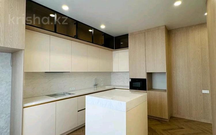 4-комнатная квартира · 182 м² · 11/12 этаж, Аль Фараби 7 — Бухар Жырау за 145.9 млн ₸ в Астане, Есильский р-н — фото 2