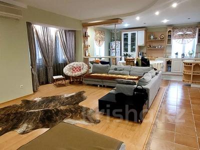 Отдельный дом · 7 комнат · 270 м² · 9 сот., мкр Астана 28 за 100 млн 〒 в Уральске