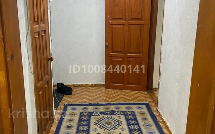 1-бөлмелі пәтер · 40 м² · 2/5 қабат, мкр Алмагуль, Жарокова 290, бағасы: 190 000 〒 в Алматы, Бостандыкский р-н — фото 2