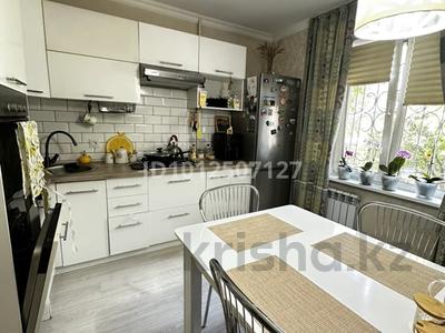 3-бөлмелі пәтер · 73.2 м² · 2/5 қабат, мкр Тастак-3 15 — И. Карима, бағасы: 57 млн ₸ в Алматы, Алмалинский р-н