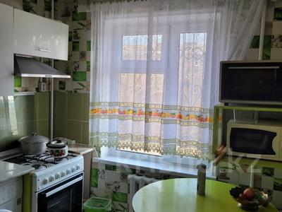 3-комнатная квартира · 56 м² · 4/5 этаж, Самал за 18 млн ₸ в Талдыкоргане, мкр Самал