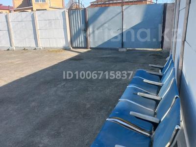 Отдельный дом · 6 комнат · 360 м² · 10 сот., мкр Кунгей , Ш.Джандарбековой 4/1 за 68 млн 〒 в Караганде, Казыбек би р-н