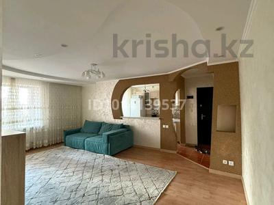 3-комнатная квартира · 60 м² · 5/10 этаж, Шакарима 12 за 16 000 ₸ в Семее