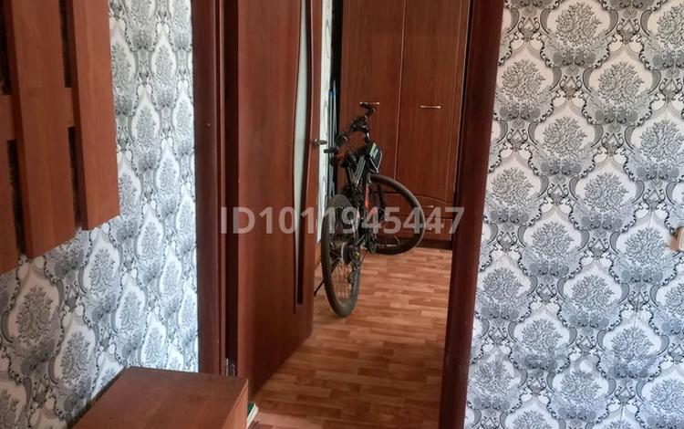 1-бөлмелі пәтер · 31 м² · 3/5 қабат, Пришахтинск, 22 микрорайон 1/1А, бағасы: 10 млн ₸ в Караганде, Алихана Бокейханова р-н — фото 2
