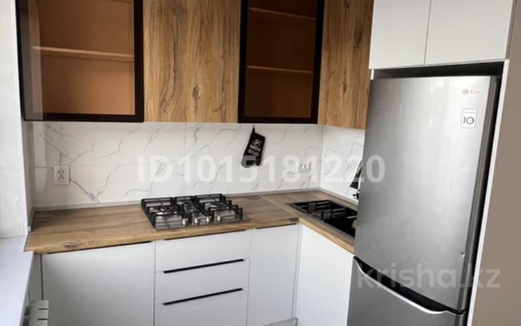 2-комнатная квартира · 48.3 м² · 5/5 этаж, мкр Туран 33В — Жолбарыс би - Алатау батыр за 150 000 ₸ в Шымкенте, Каратауский р-н — фото 2