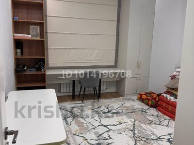 3-бөлмелі пәтер · 90 м² · 12 қабат, Нажимеденова 23/1, бағасы: 400 000 ₸ в Астане, Сарайшык р-н