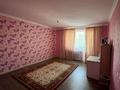 2-бөлмелі пәтер, 90 м², 2/5 қабат, Жургенова 58 — Некрасова, бағасы: 35 млн 〒 в Актобе, мкр. Курмыш — фото 6