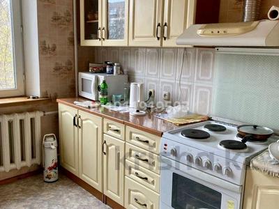 2-бөлмелі пәтер · 54 м² · 3/9 қабат, мкр Юго-Восток, Мкр Юго-Восток, мкр Гульдер 1 17 — Возле Грузинского кафе.., бағасы: 28 млн ₸ в Караганде, Казыбек би р-н
