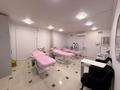 Салоны красоты, медцентры и аптеки, кабинеты и рабочие места · 300 м² за 250 000 ₸ в Алматы, Алмалинский р-н — фото 2