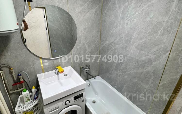 2-комнатная квартира · 48 м² · 2/5 этаж, 2микрорайон 22 — Школы Ш.Уалиханова за 300 000 ₸ в Жанатасе — фото 2