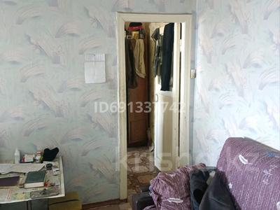2-комнатная квартира, 45 м², 3/3 этаж, Пр.сатпаева 77 за 5 млн 〒 в Сатпаев